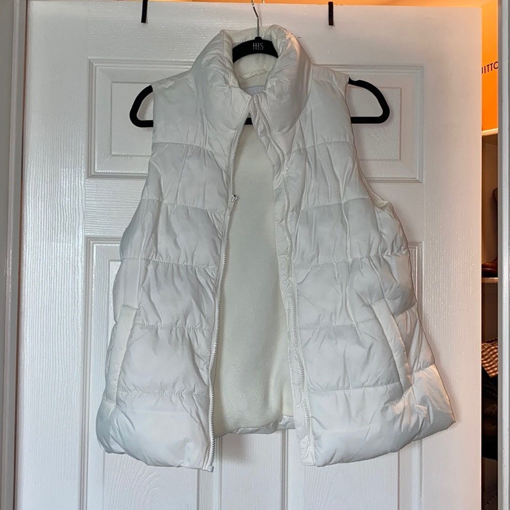 White puffer vest